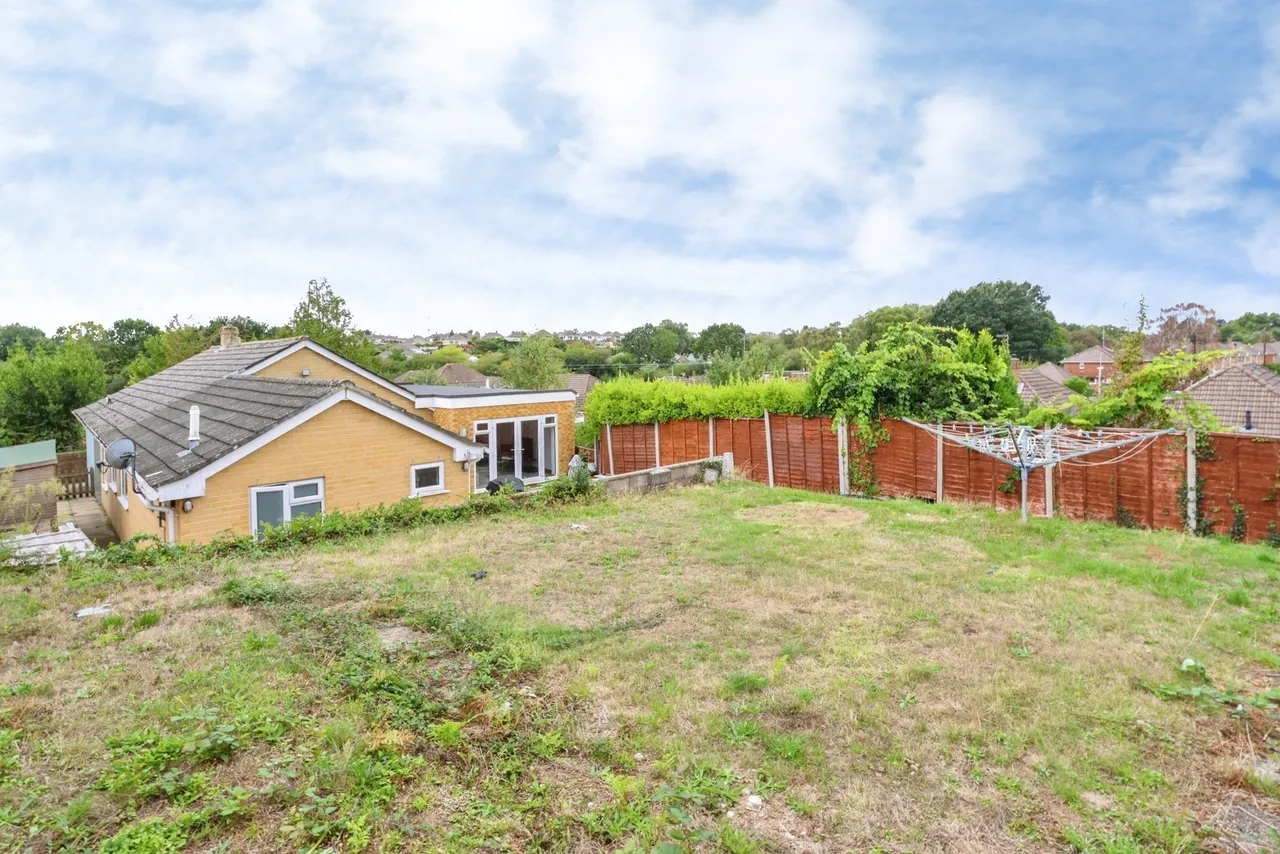 South Park Road, Poole, BH12, photo 18