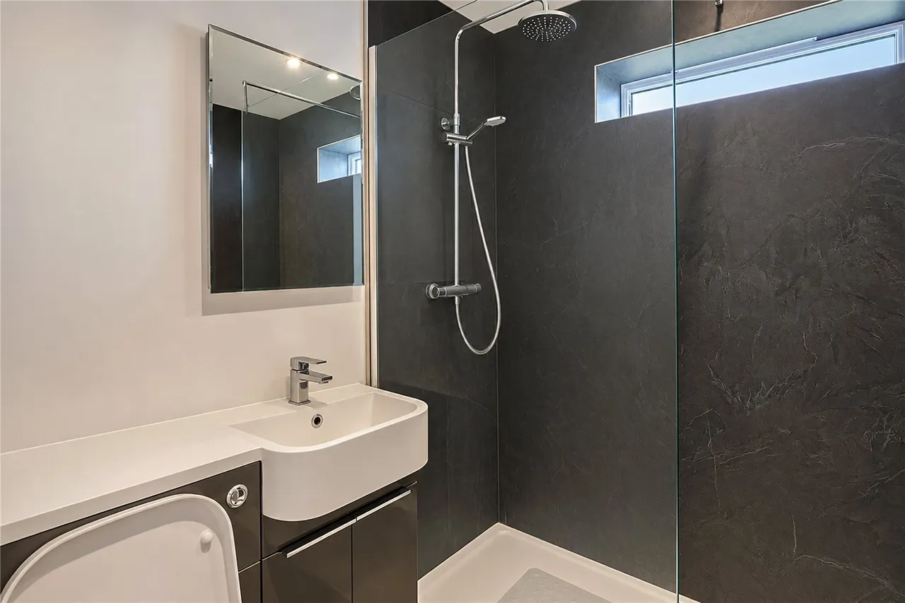 South Park Road, Poole, BH12, photo 7