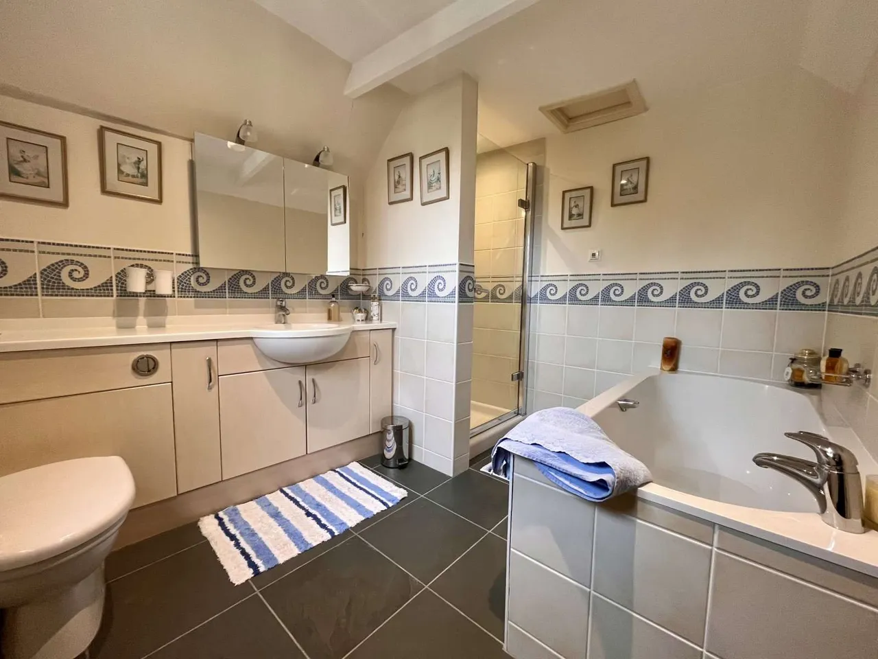 Bridge Street, Hungerford, RG17, photo 12