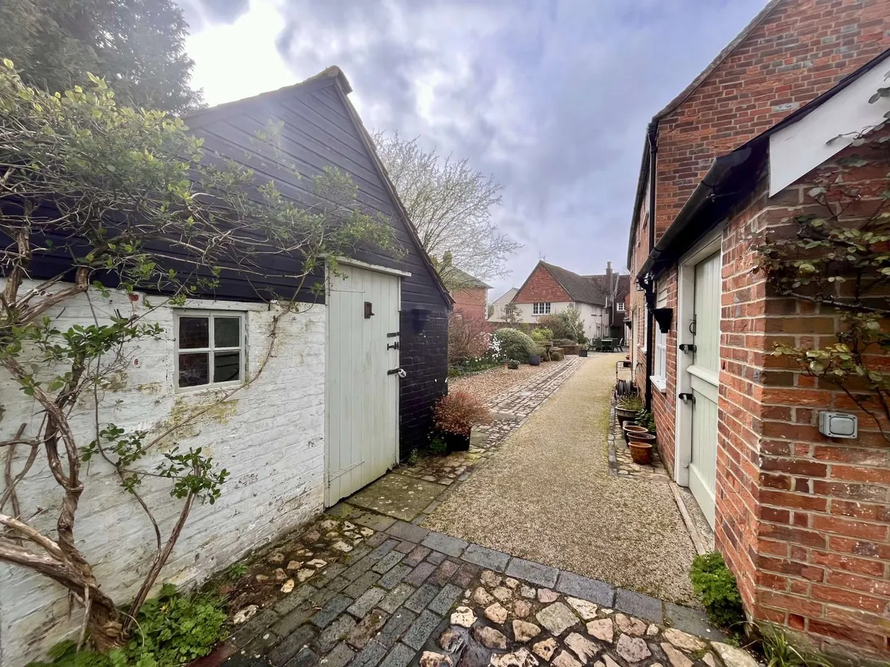 Bridge Street, Hungerford, RG17, photo 19