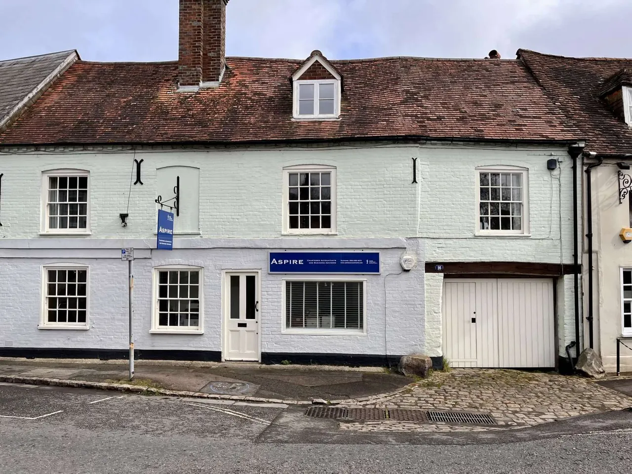 Bridge Street, Hungerford, RG17, photo 18
