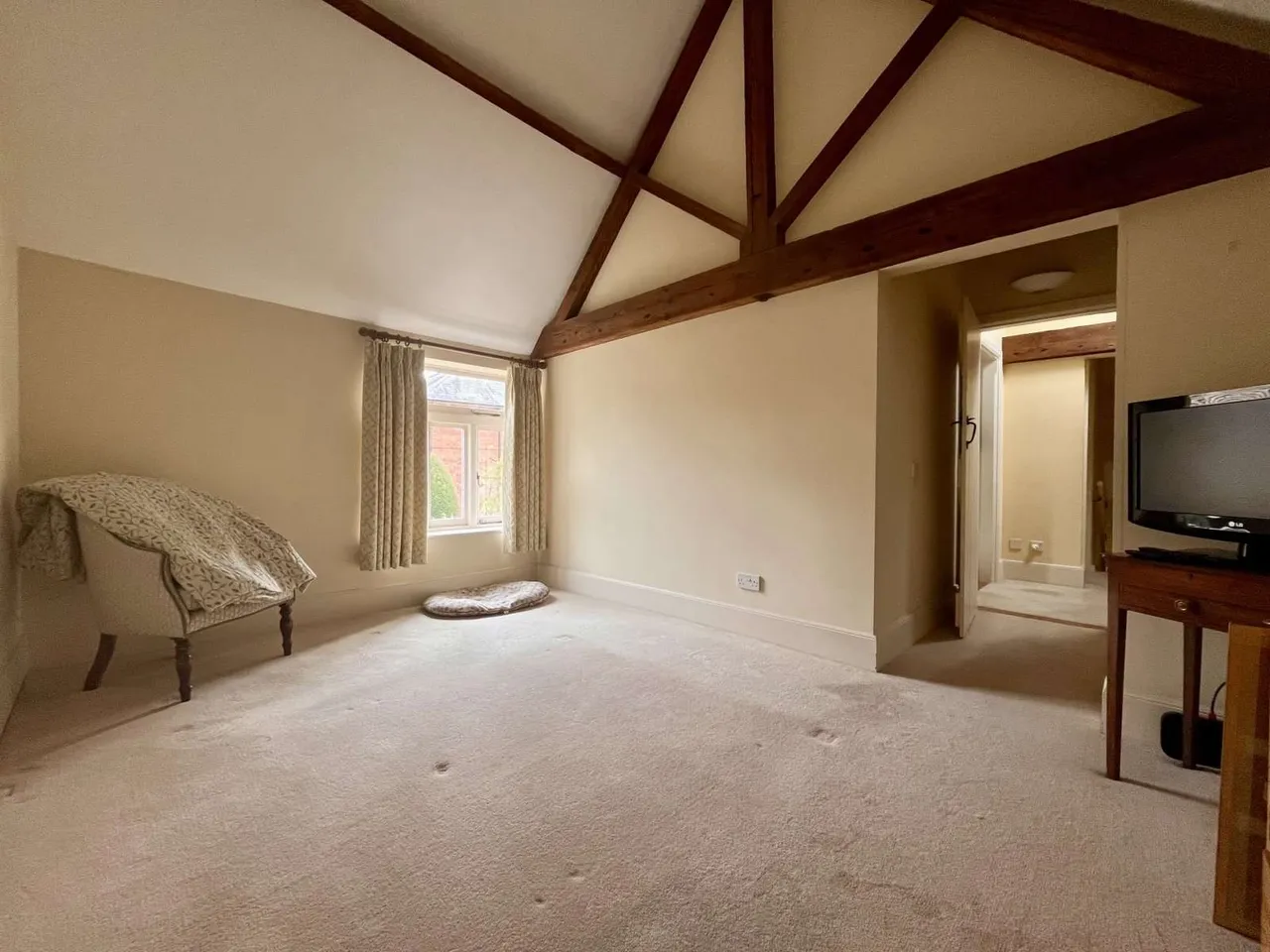 Bridge Street, Hungerford, RG17, photo 8
