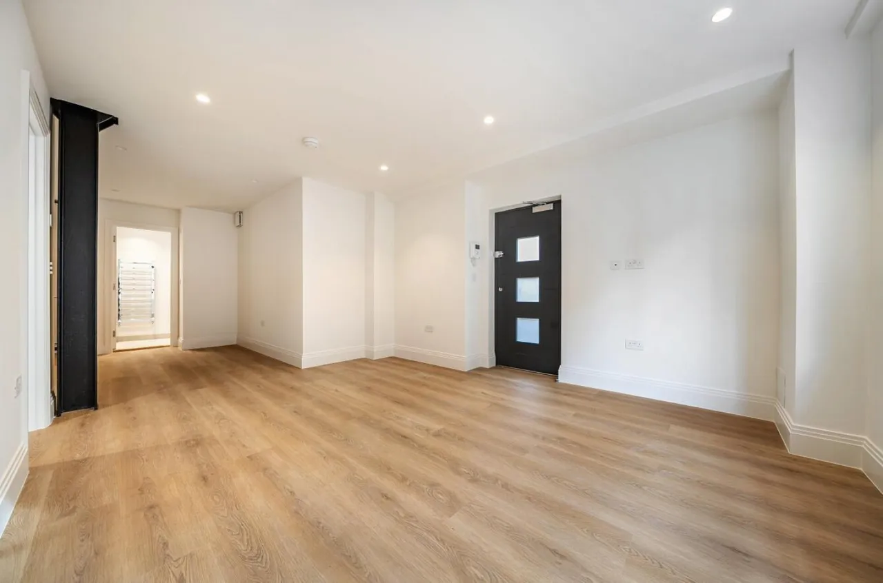 Barmeston Road, London, SE6, photo 6