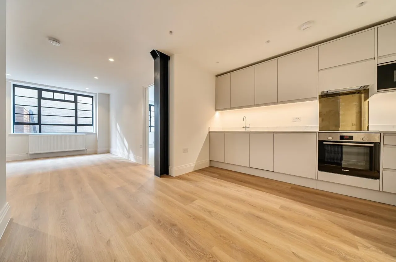 Barmeston Road, London, SE6, photo 2