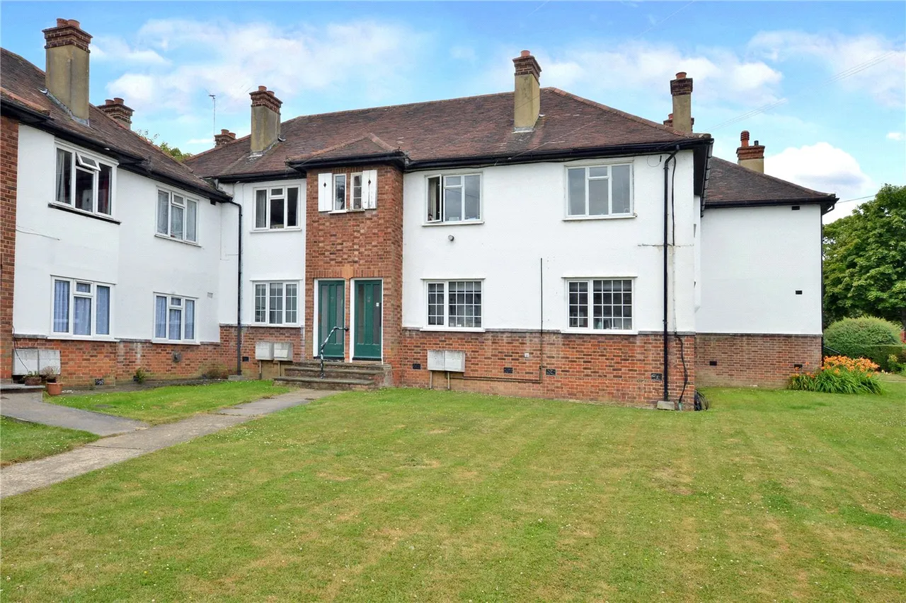 The Maisonettes, Alberta Avenue, Cheam, Sutton, SM1, photo 7
