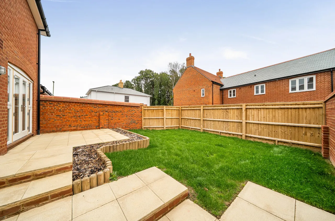 Hoe Lane, North Baddesley, SO52, photo 12