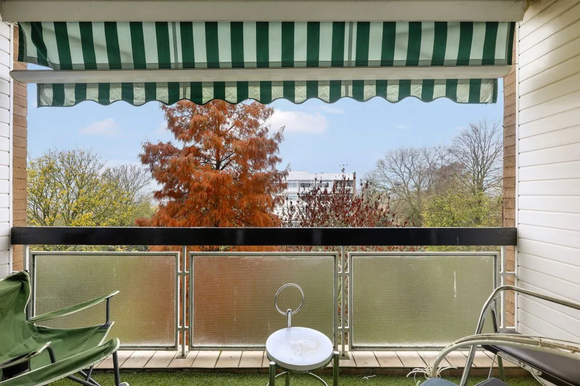 Vicarage Lane, IG7, photo 14