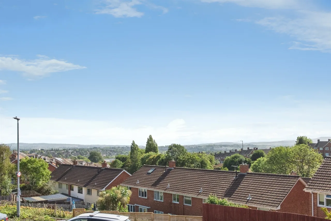 Chancellors Way, Exeter, EX4, photo 11
