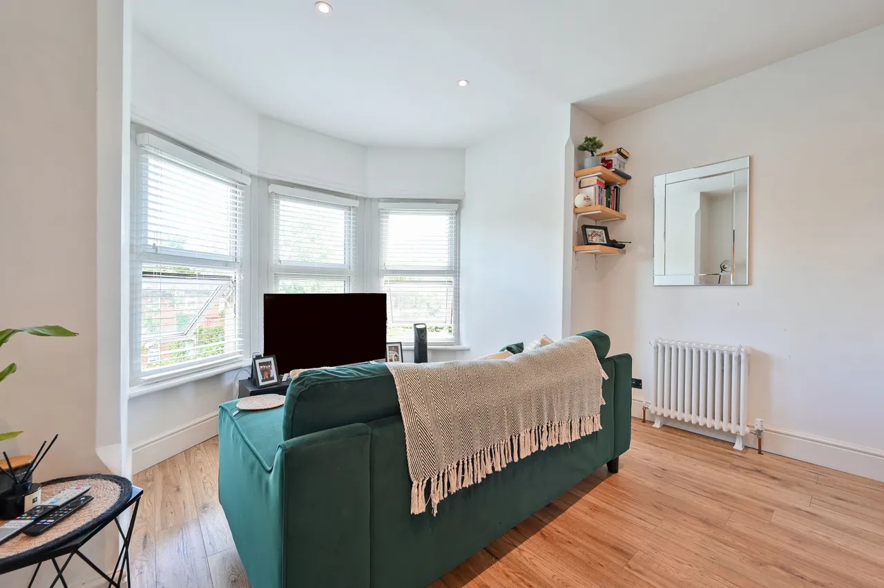 Flat 3, 47 Chalk Hill, Watford, photo 8
