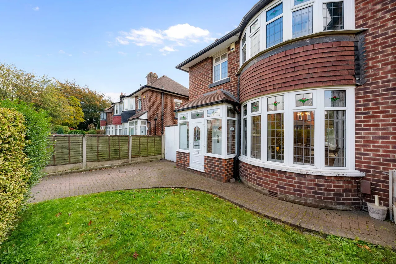 Longley Lane, Manchester, M22, photo 12