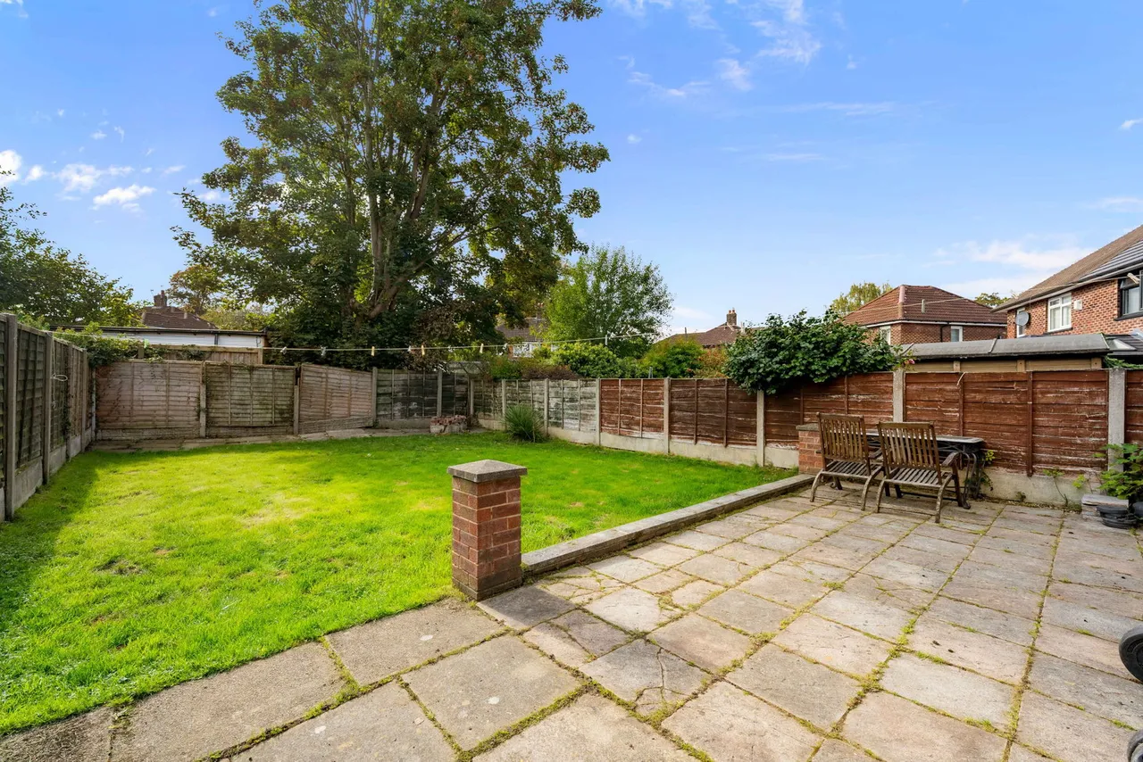 Longley Lane, Manchester, M22, photo 11