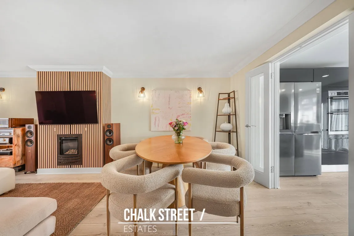 Lovell Walk, Rainham, RM13, photo 8