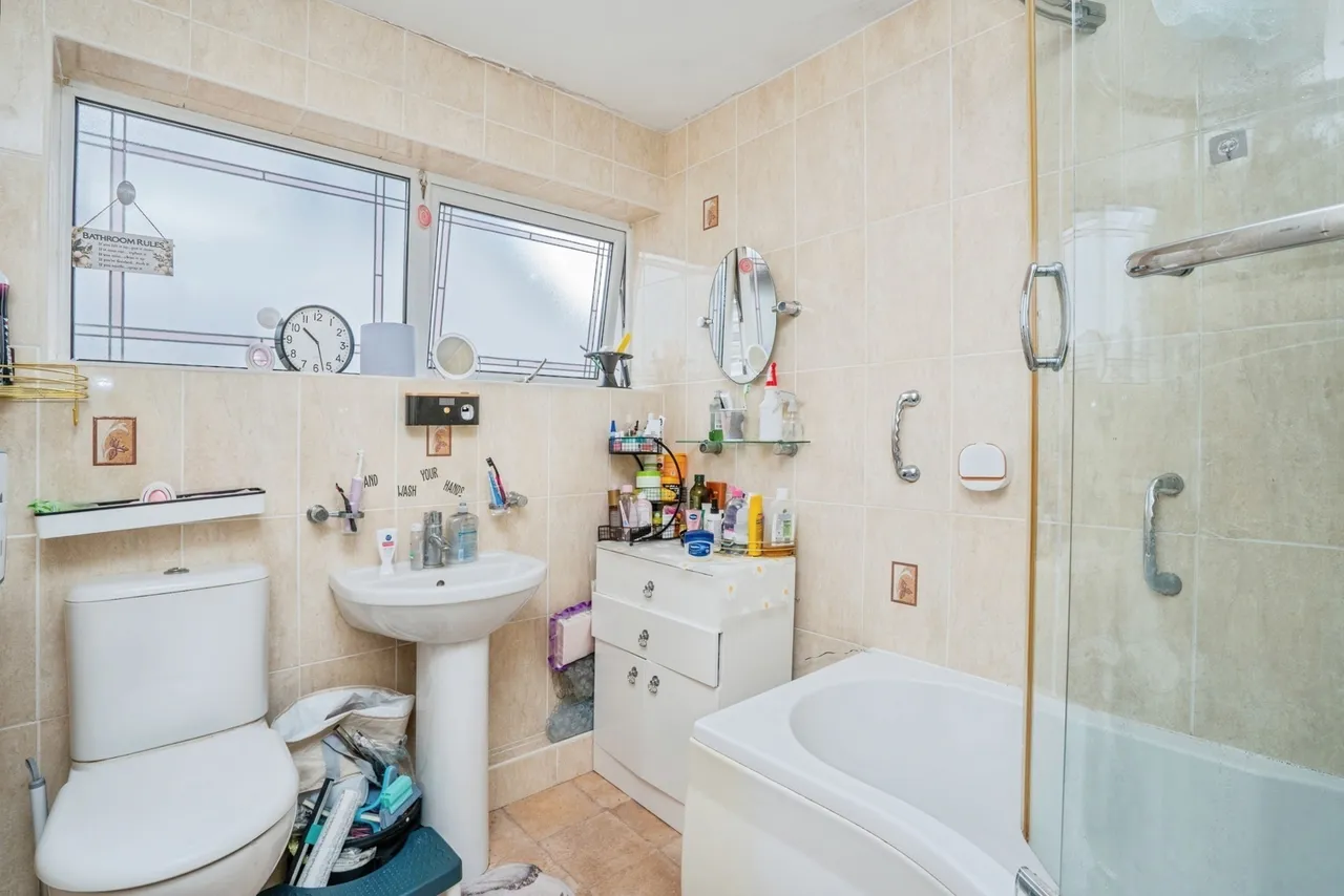 Haslar Crescent, Waterlooville, PO7, photo 10