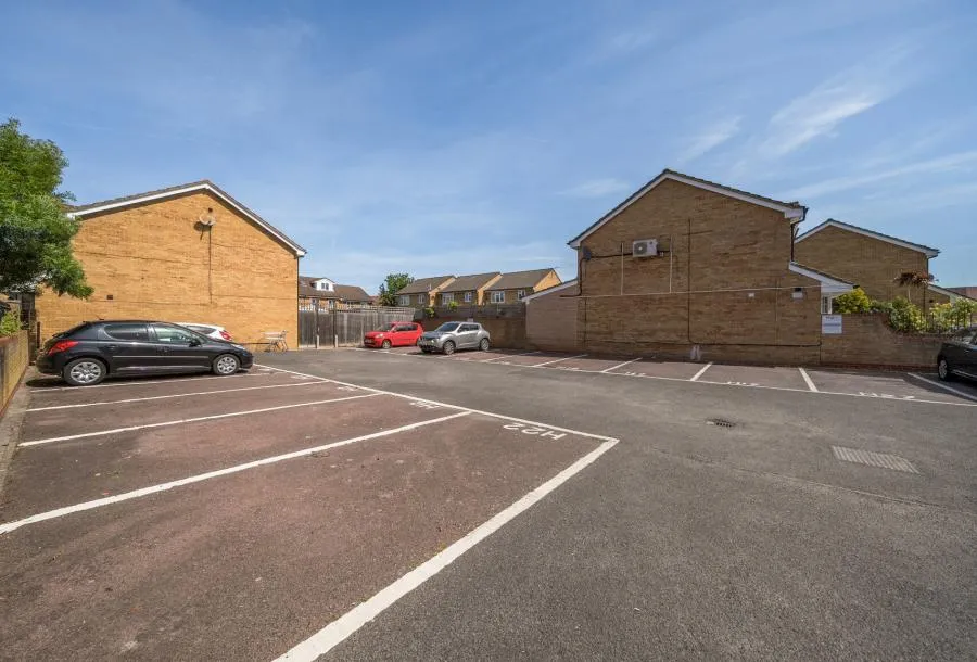 Wilkins Close, Mitcham, CR4, photo 10