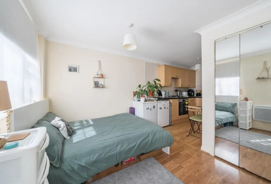 Wilkins Close, Mitcham, CR4, photo 7