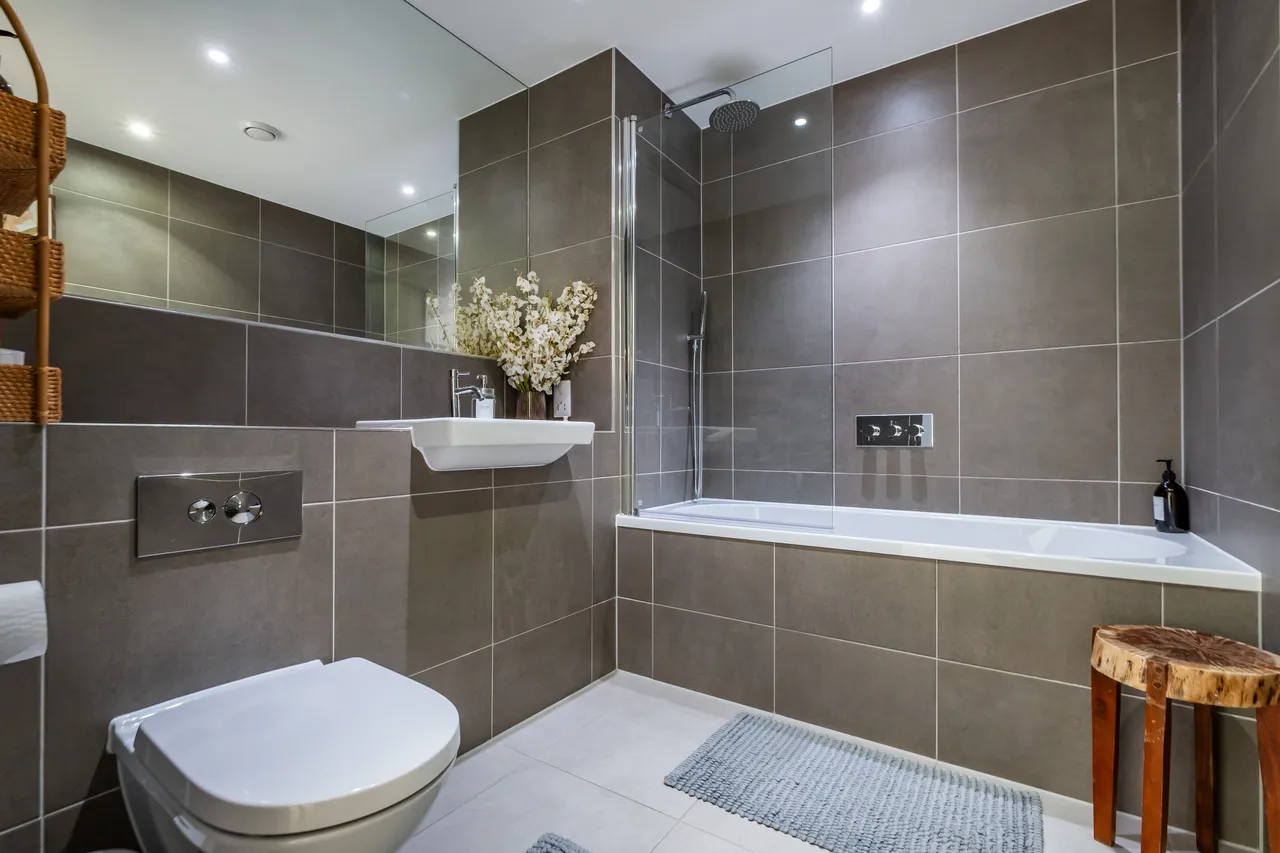 Tollgate Gardens, London, NW6, photo 6