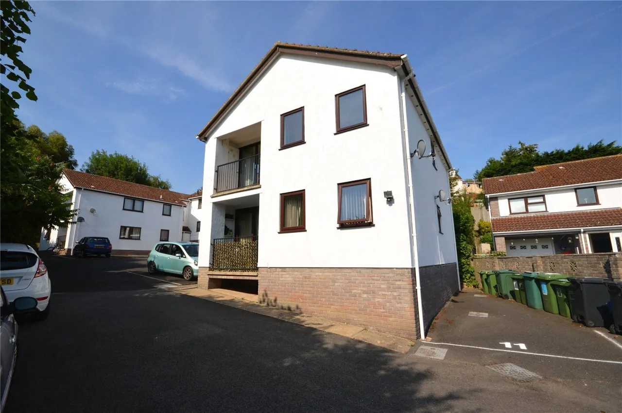 2 bed property for sale — Falkland Way, Teignmouth, Devon, TQ14
