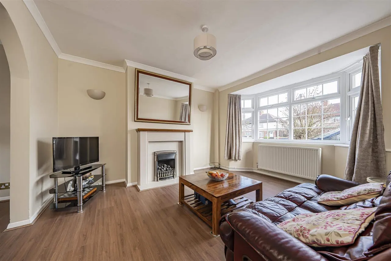 Smiths Lane, Windsor, Berkshire, SL4 5PE, photo 4