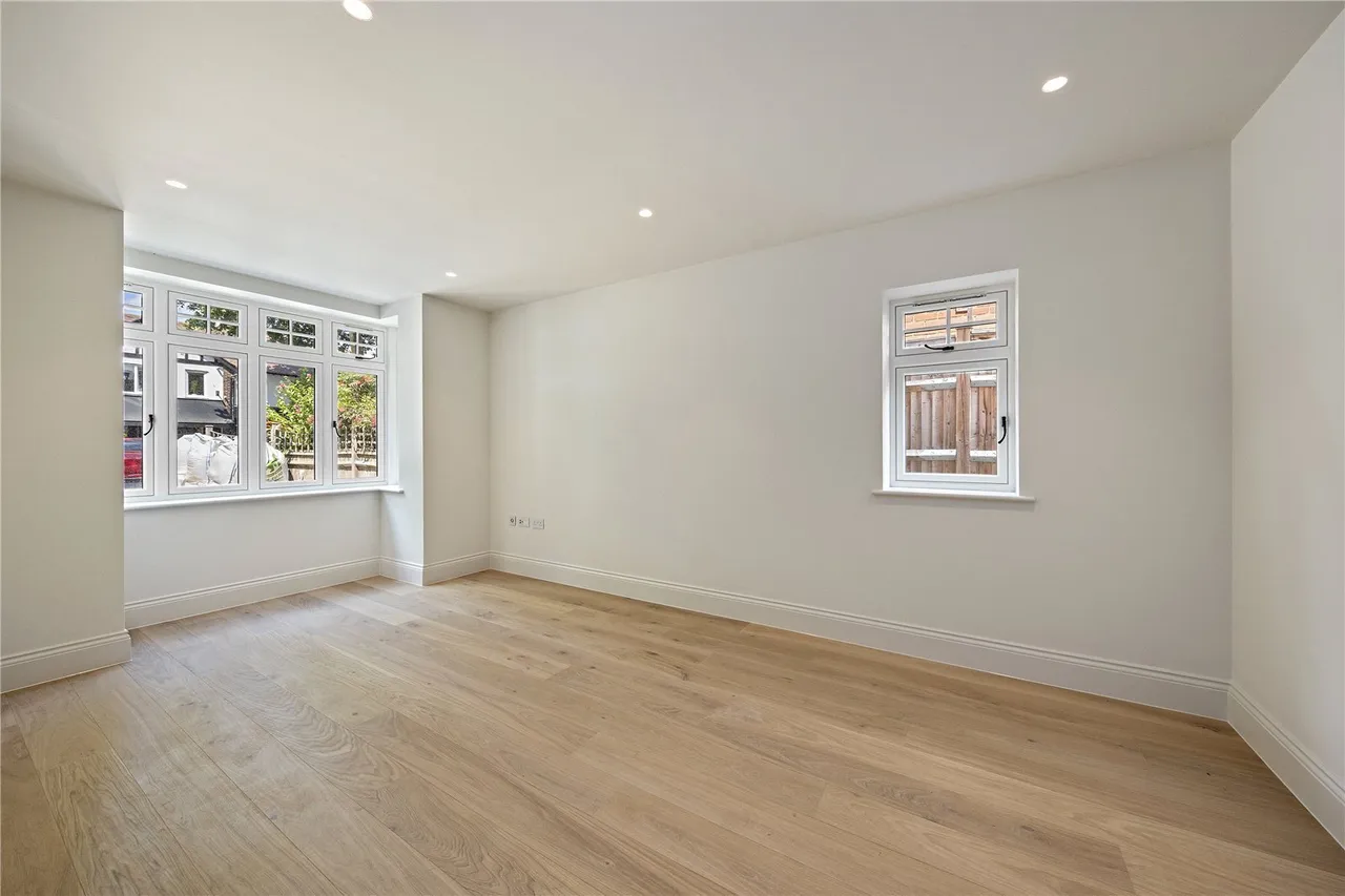 Wensleydale Road, Hampton, TW12, photo 9
