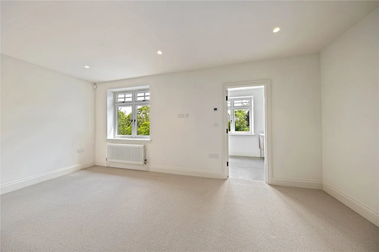 Wensleydale Road, Hampton, TW12, photo 11