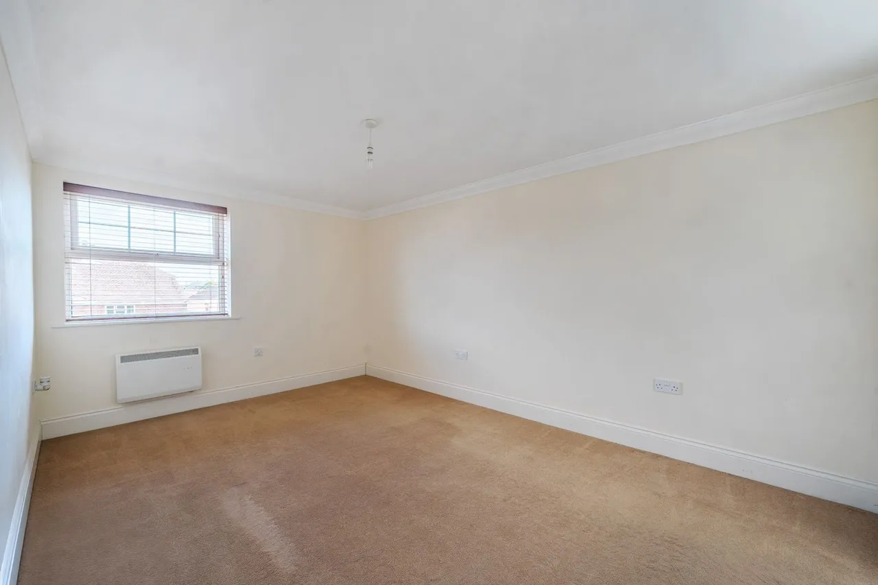 Highfield Road, Lymington, SO41, photo 6