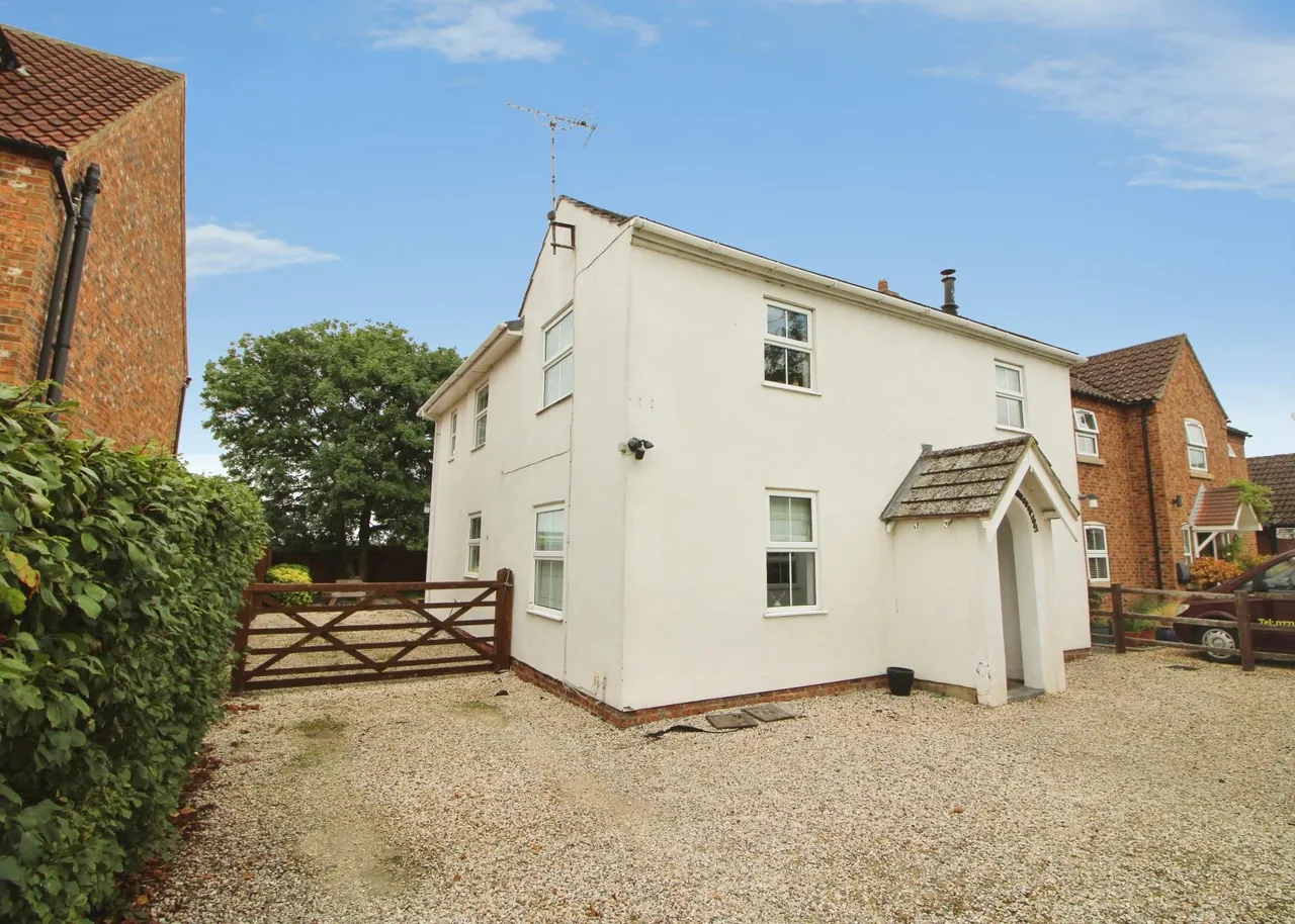 4 bed house for sale, North Kelsey Road, Market Rasen, LN7