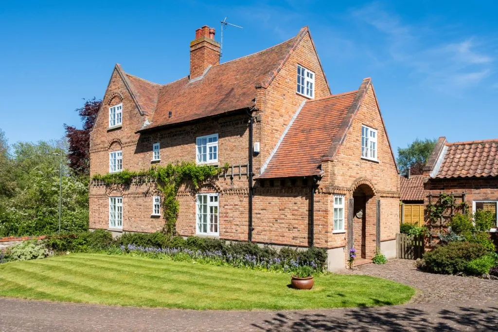 6 bed property for sale, Wymeswold Road, Rempstone, LE12