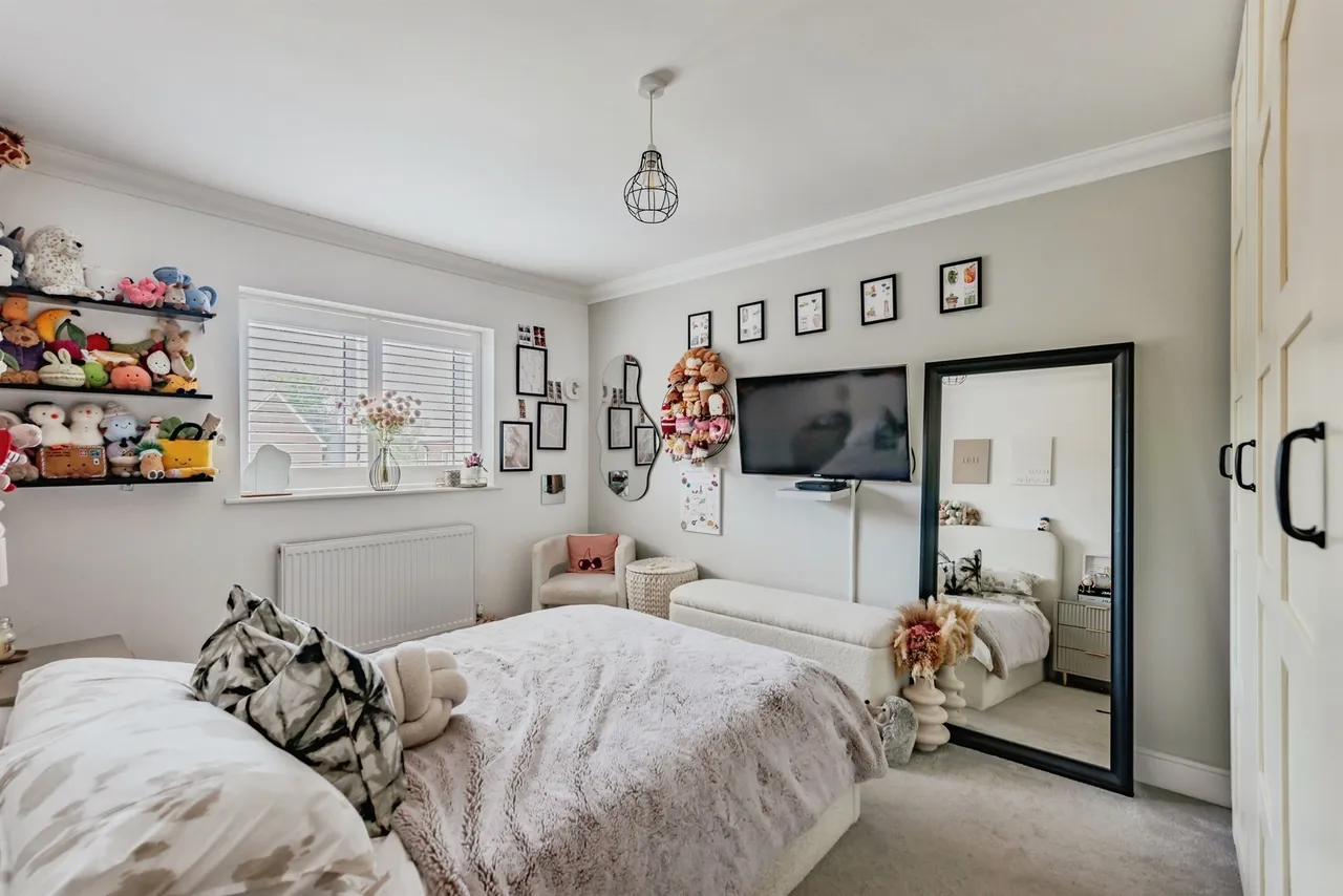 Kings Cross Lane, South Nutfield, RH1, photo 13