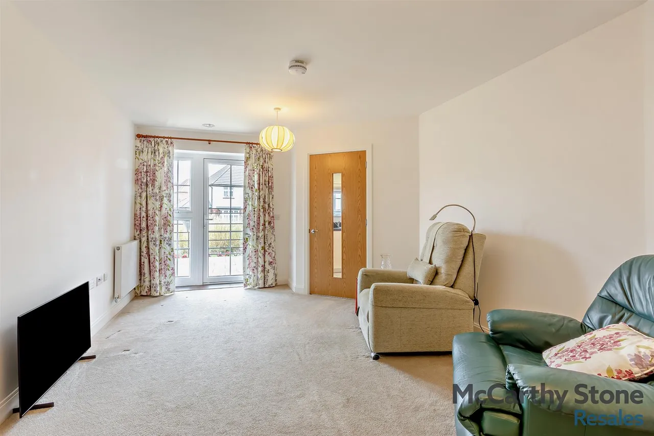 Seymour Road, Buntingford, SG9, photo 2