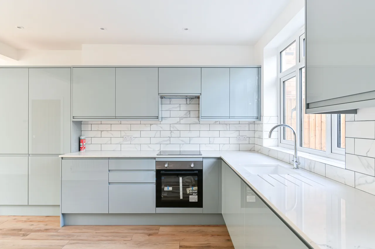 242 Streatham Road, London, photo 6