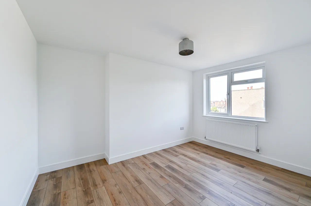 242 Streatham Road, London, photo 10
