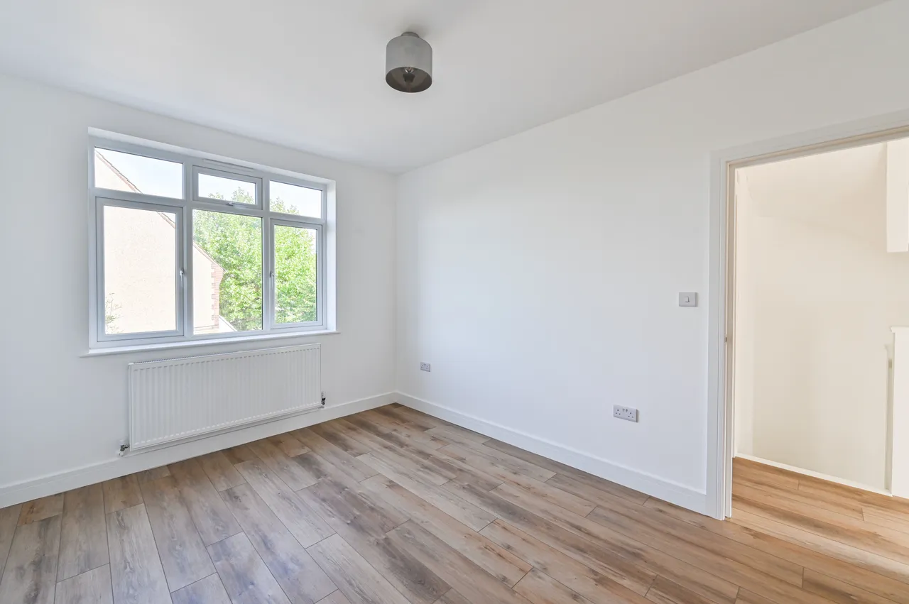 242 Streatham Road, London, photo 11