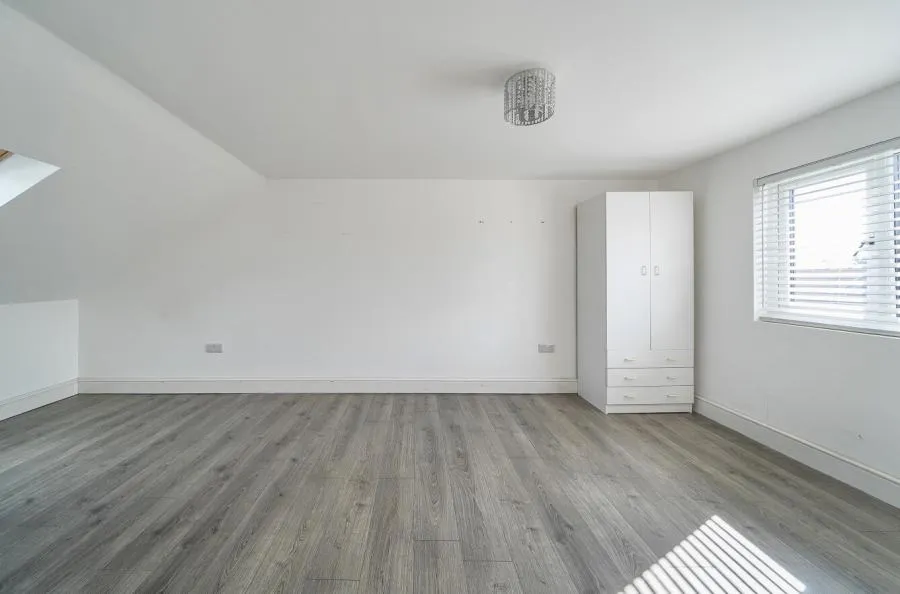 Grosvenor Road, Ilford, IG1, photo 14