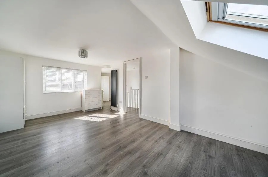 Grosvenor Road, Ilford, IG1, photo 4