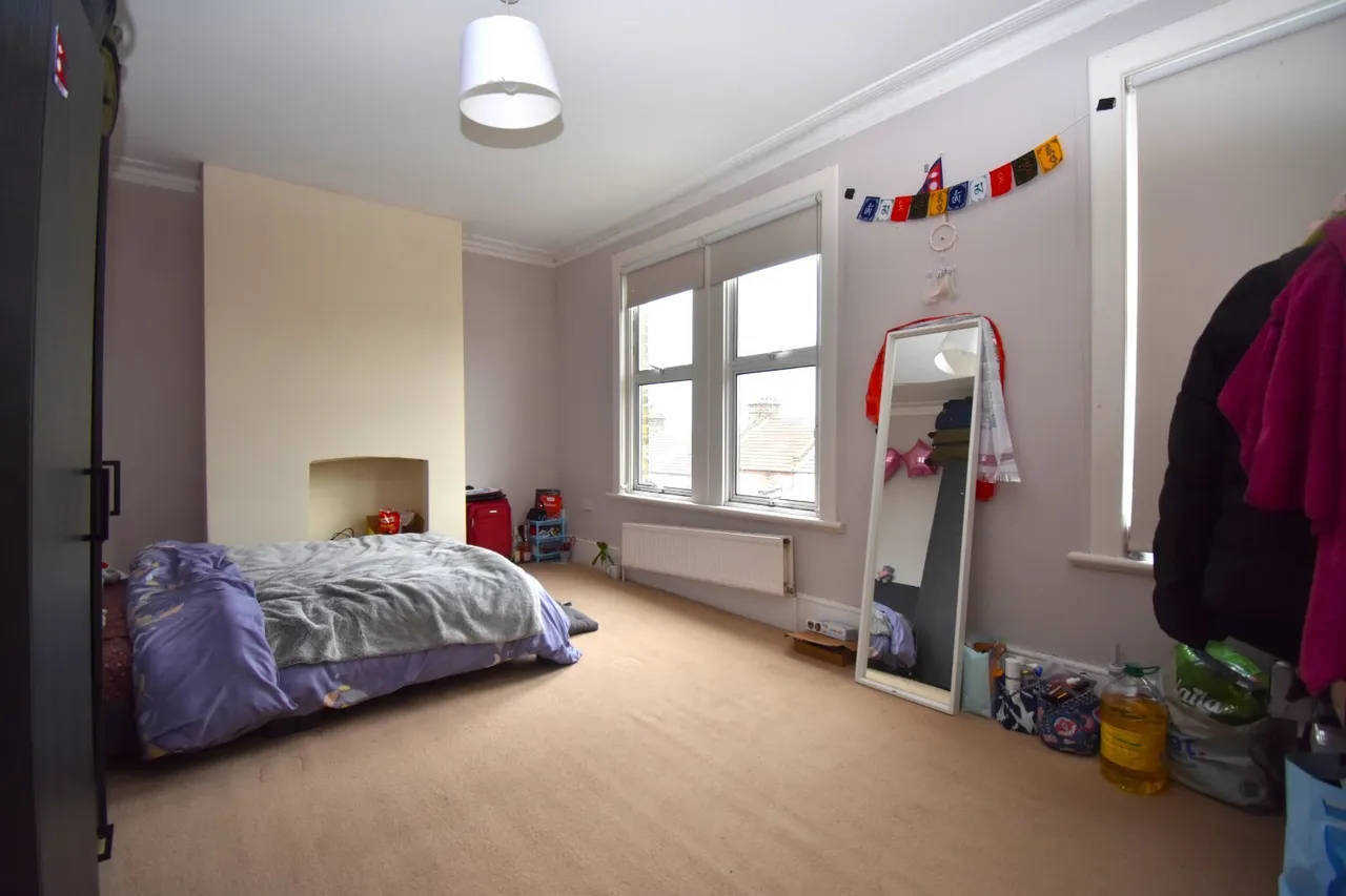 Dallin Road, SE18, photo 8