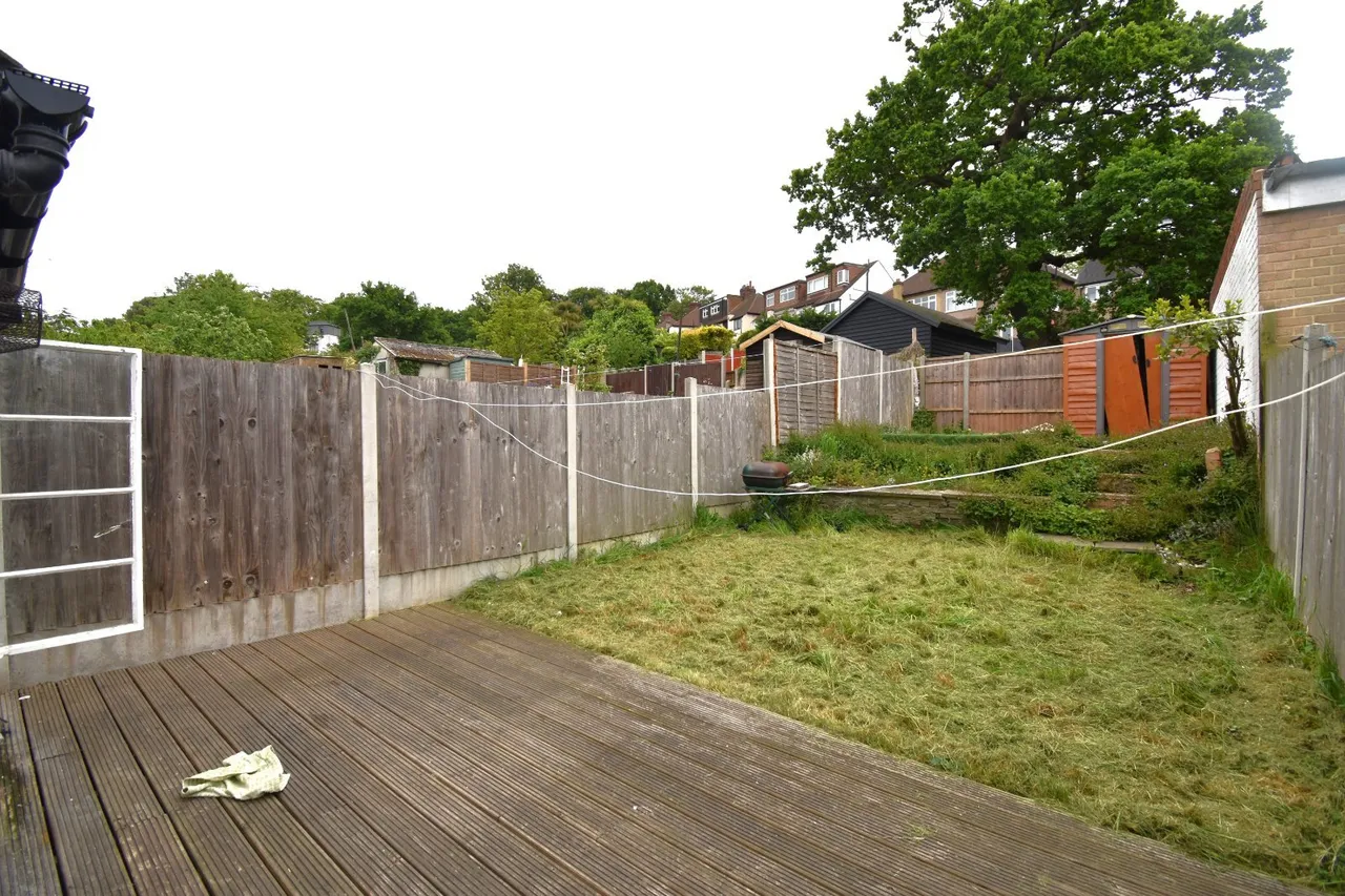 Dallin Road, SE18, photo 11