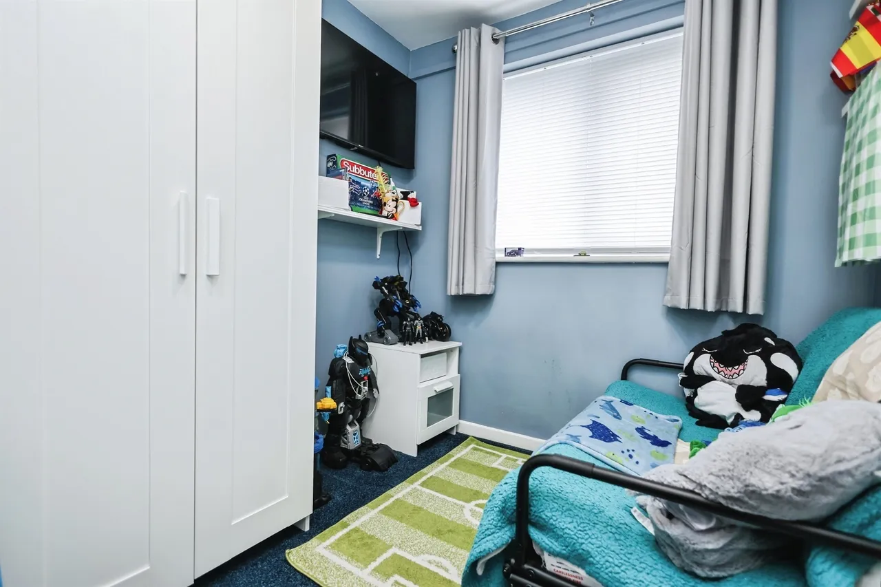 Saxon Drive, Rowley Regis, B65, photo 15