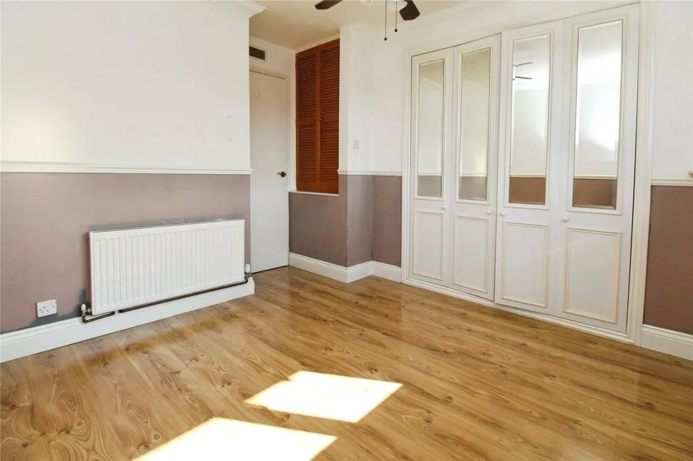Woodrush Crescent, Locks Heath, Hampshire, SO31, photo 9