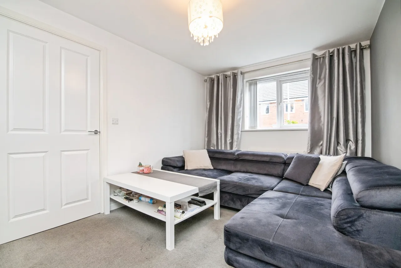 Old College Avenue, Oldbury, B68, photo 5