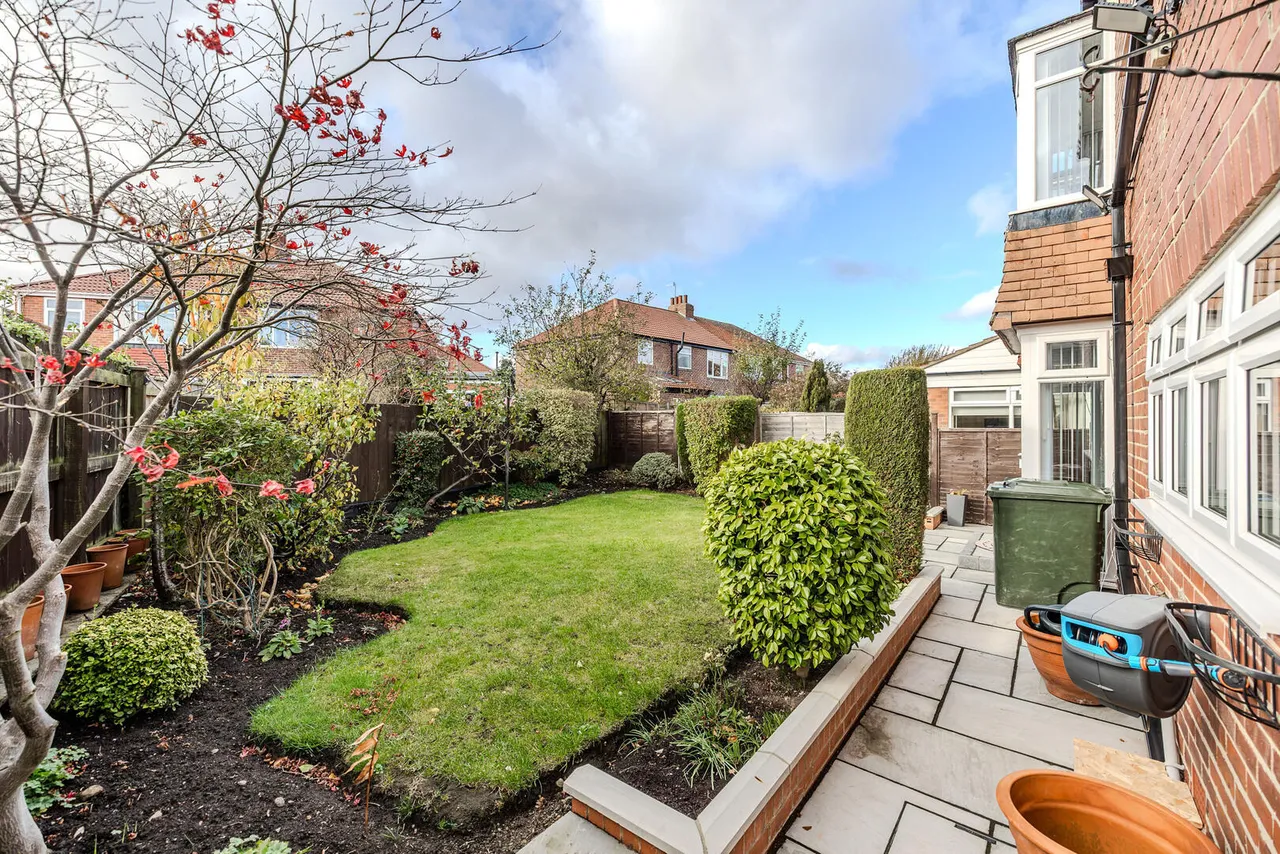 Stanway Drive, High Heaton, photo 21