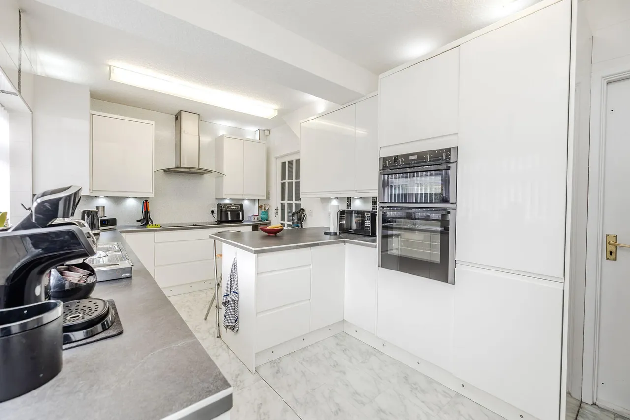 Stanway Drive, High Heaton, photo 10