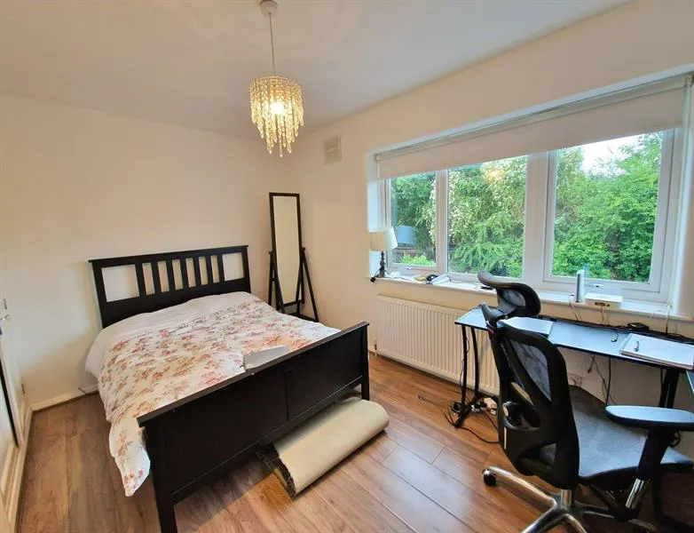 Alcester Road, Cheadle, photo 8