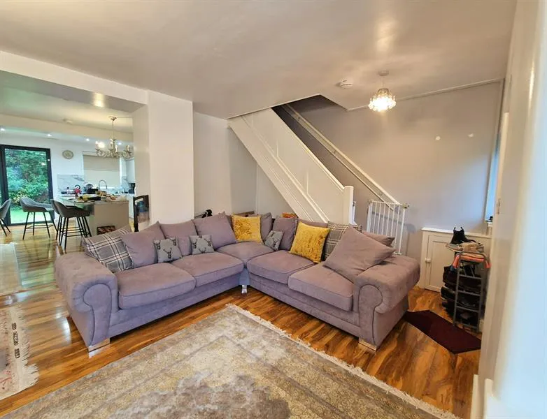 Alcester Road, Cheadle, photo 2