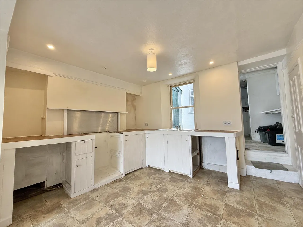 Mount Pleasant Road, Brixham, photo 15