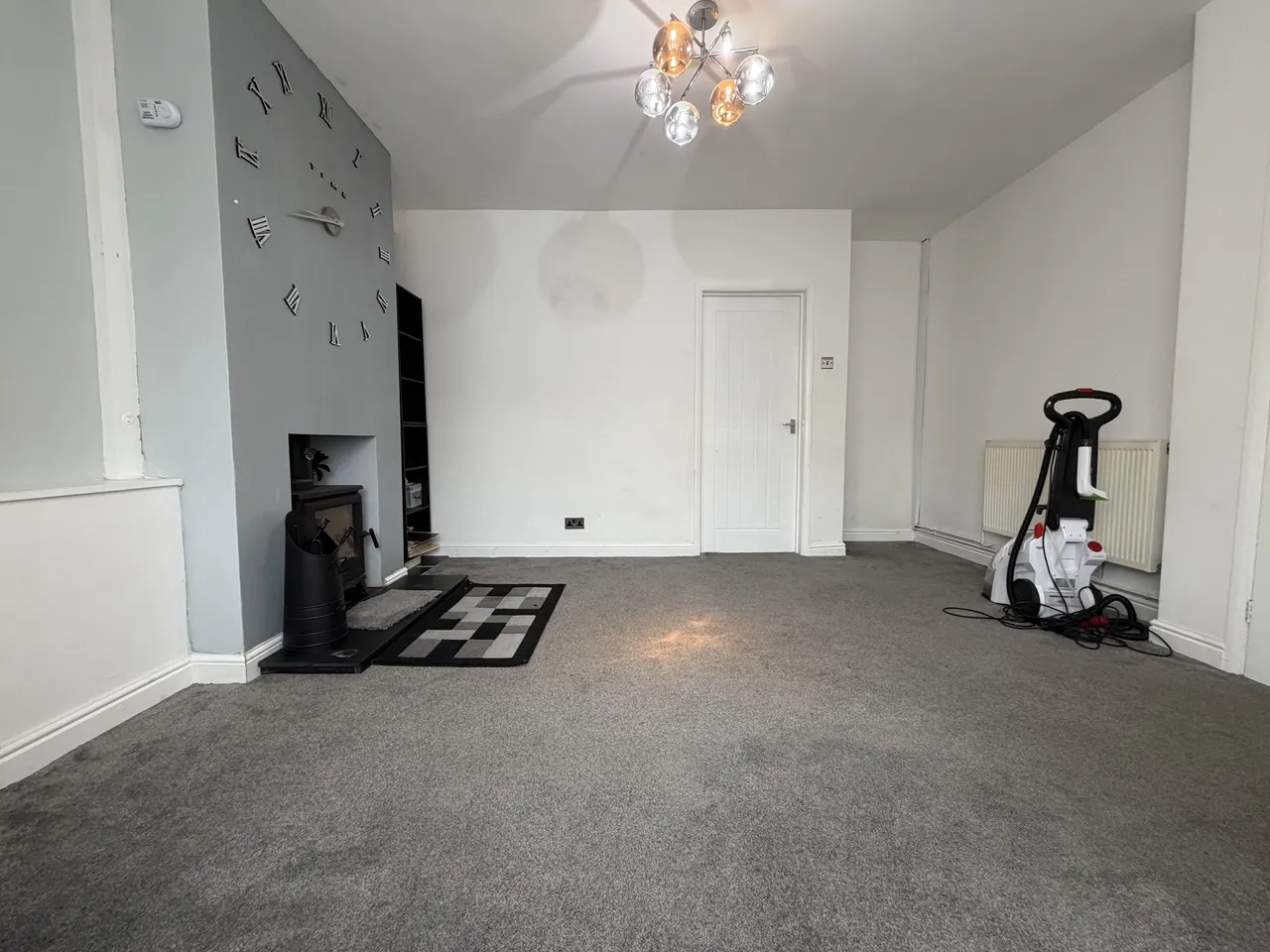 Douglas Road, Oldbury, B68, photo 3