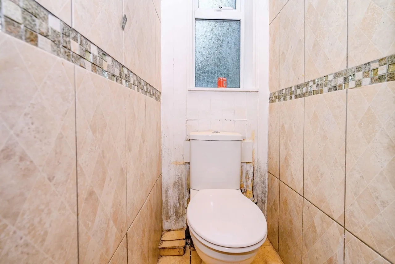 Bank Close, Luton, Bedfordshire, LU4, photo 7