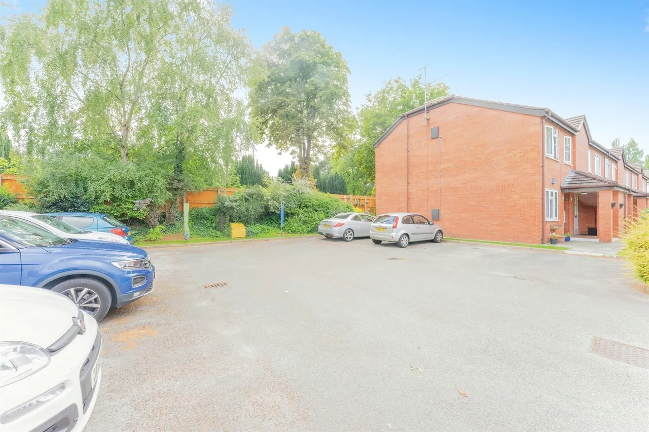 Townfield Gardens, Wirral, CH63, photo 13