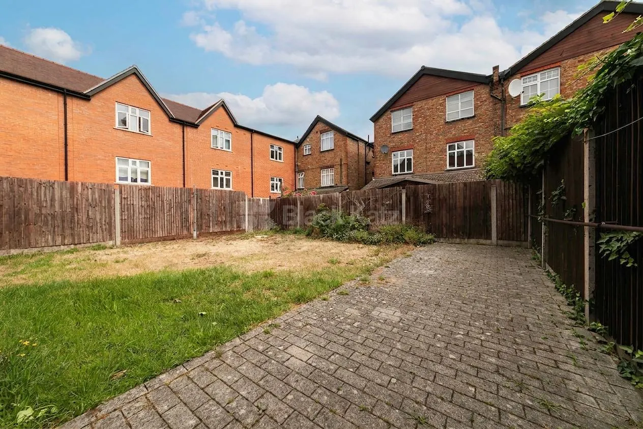 Heathfield Park, Willesden Green, NW2, photo 8