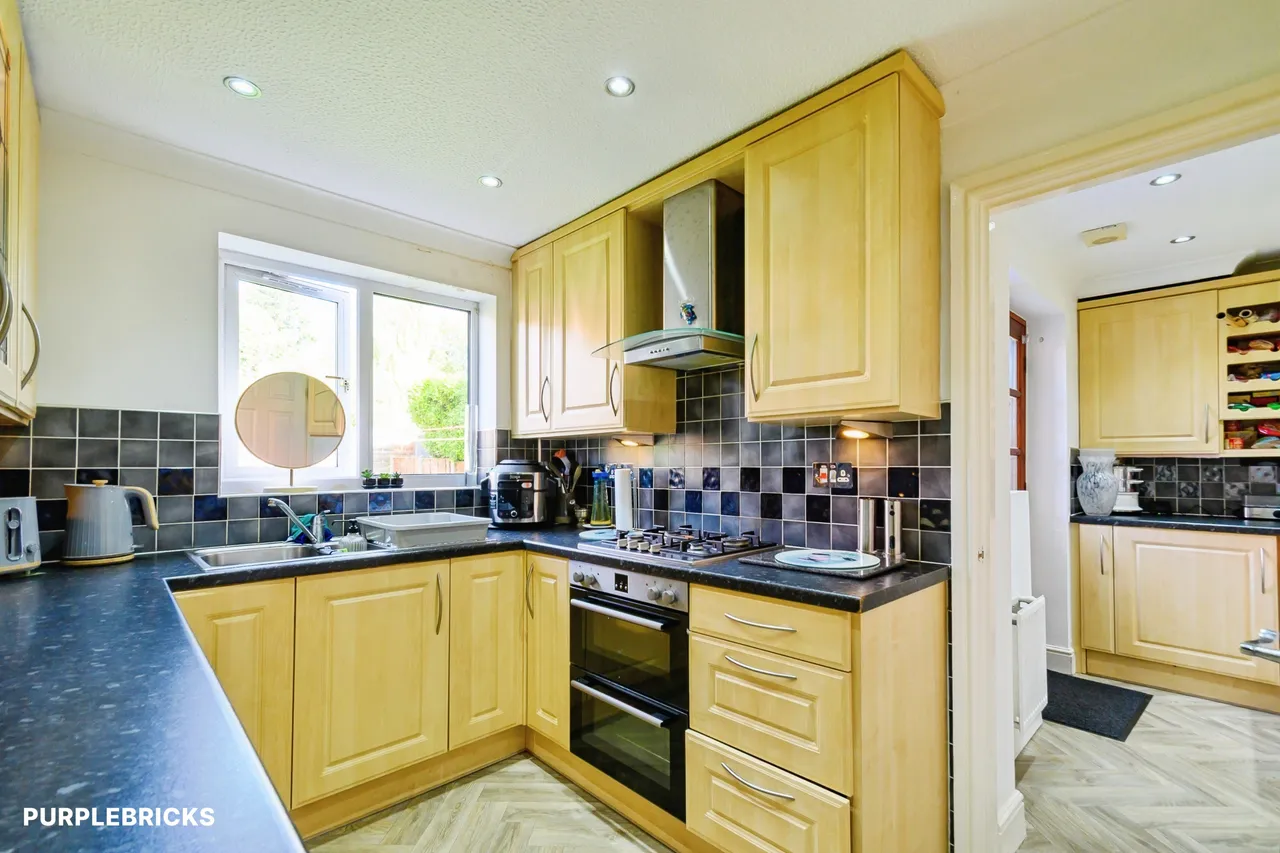 Twinegate, Rochdale, OL12, photo 22