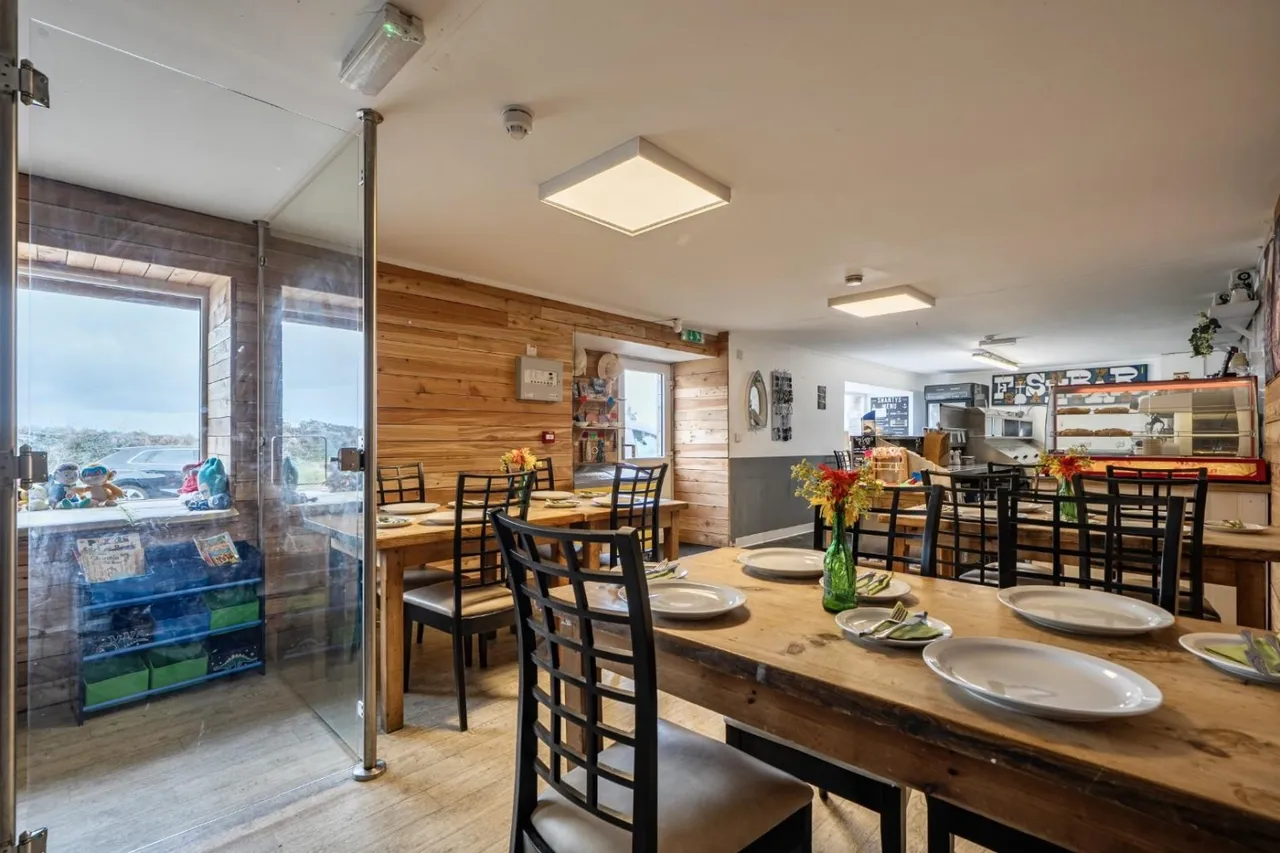 Freehold fish & chip shop with luxury two bedroom apartment in Sennen, TR19, photo 16